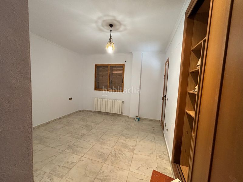Foto 1b54fe5b-a8e9-4127-91d2-ce02f1b67846. Chalet en Alginet