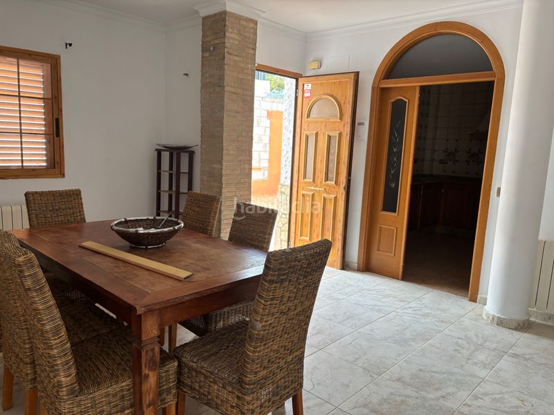 Foto b7506142-295e-4425-8019-892843aeb34d. Chalet en Alginet