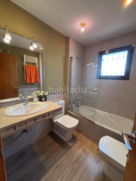 Foto 9bd3734d-0a3f-46d4-9f6b-069deb10ebb4. Casa a schiera in carrer serra mariola 32 in Alginet