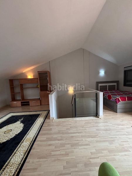 Foto fcc83eb9-8a21-4a5e-8ee6-fb88951af5ff. Casa a schiera in carrer serra mariola 32 in Alginet