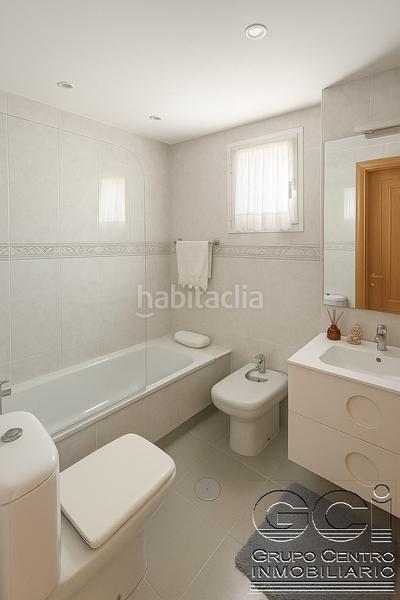 Foto 4305b51c-c05d-4f39-965b-62ef3bbc080d. Appartamento in Los Rosales Madrid