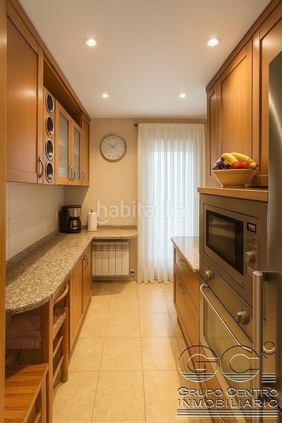 Foto 5cde7429-a1f4-4a19-b3e2-6a6eb9f2caea. Pis a Los Rosales Madrid