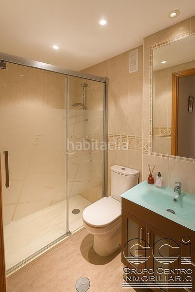 Foto b87d0bf0-b5aa-4bfd-a3f3-3b24a0b6f946. Piso en Los Rosales Madrid