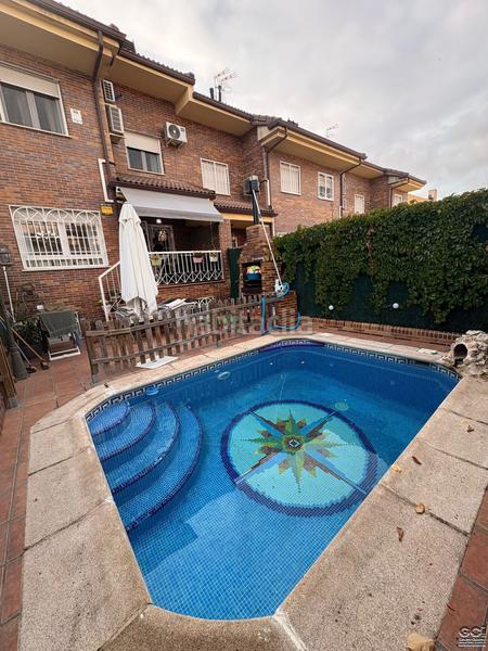 Foto 27be0dd8-183e-4fee-8d65-1cc2d9ef1bc6. Maison avec chauffage piscine dans Altos del Olivar-El Caracol Valdemoro