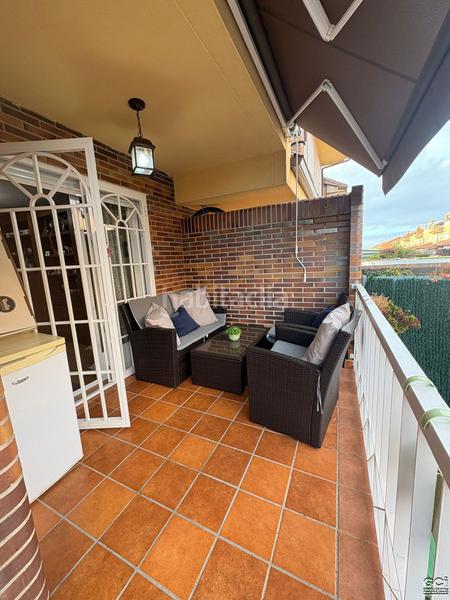 Foto 8b7e3d4f-e09b-4b0e-9fc7-e52980183f6c. Maison avec chauffage piscine dans Altos del Olivar-El Caracol Valdemoro