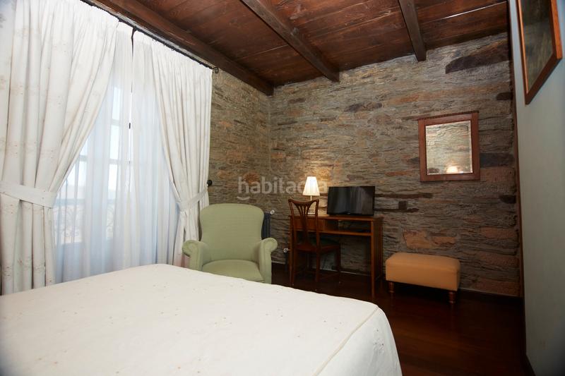 Foto 09e9738f-1f41-47dd-afdb-482243dee66d. Bauernhof mit kamin parking in Castroverde