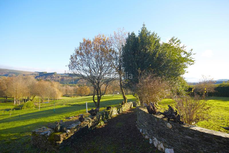 Foto 0c60350b-a736-4951-8d99-6c24549d746e. Bauernhof mit kamin parking in Castroverde