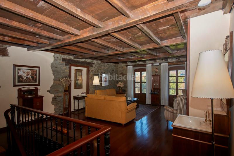 Foto 24ed5e56-96b3-4488-86c8-5d1d3d6ed865. Bauernhof mit kamin parking in Castroverde