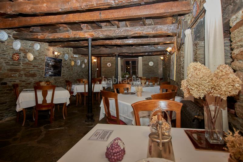 Foto a86404ca-99d0-4ad1-9ea1-d67be10c429b. Bauernhof mit kamin parking in Castroverde