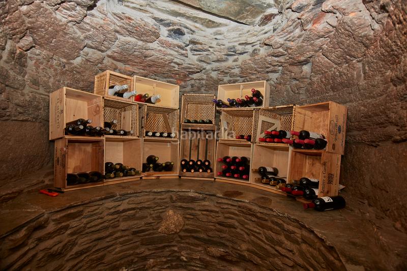 Foto eae733a1-fe3f-447a-a074-c0b3c9033fa8. Bauernhof mit kamin parking in Castroverde