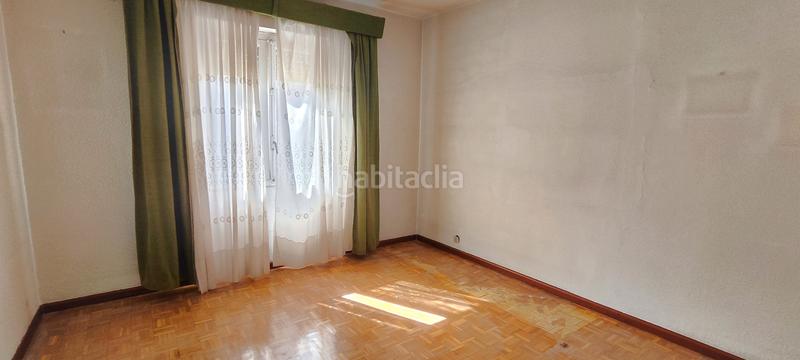 Foto c3da89a2-fed2-4c91-9faa-9c07a2b1d232. Appartamento in calle de fortunata y jacinta 31 in Madrid