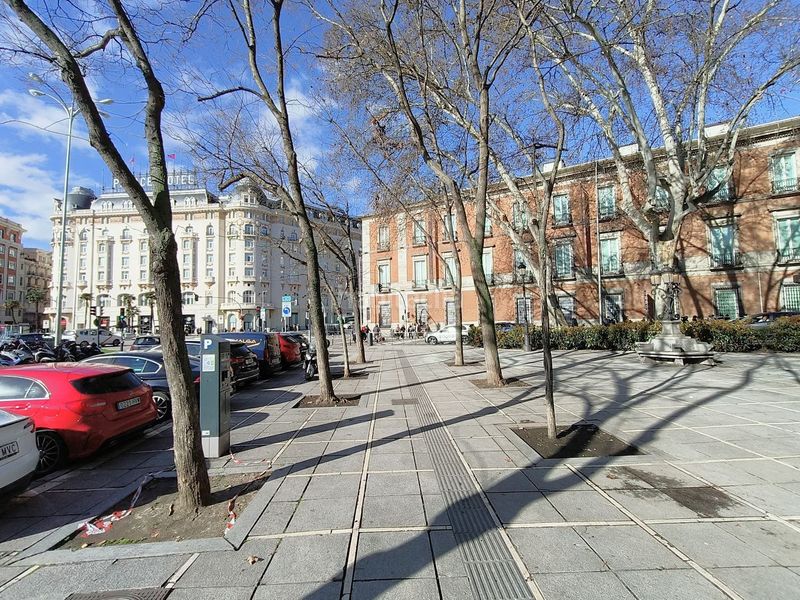 Foto 1fee51fa-fee8-4ce9-b757-57bdb7832420. Pis a Cortes-Huertas Madrid