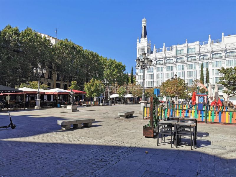 Foto 8f843161-62b8-40f5-8f5e-8c84b3967b8c. Pis a Cortes-Huertas Madrid