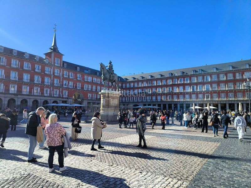 Foto ce55e2c2-6b8b-48c8-8dbf-7003232d0ff5. Pis a Cortes-Huertas Madrid
