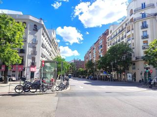 Geschäftsraum  Calle calle narváez. Local en la mejor zona de ibiza