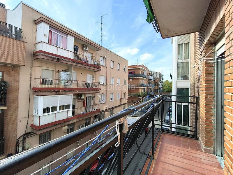 Foto f376ed79-a098-46a0-9432-8dd9b743e7c4. Piso luminoso piso exterior, con gran terraza, en Puerta Bonita en Madrid