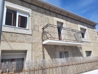 Xalet en Calle de la rampa 1. Casa rstica independiente de piedra, con parcela.