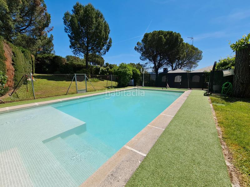 Foto b4e6bcc1-ff9a-48b1-b007-5428fccea372. Chalet preciosa propiedad en enclave único junto al pantano de san juan en San Martín de Valdeiglesias