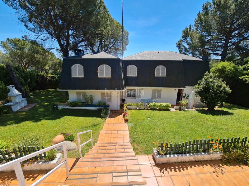Foto d7ee65aa-37cf-465c-96f5-0ad95a2477d7. Chalet preciosa propiedad en enclave único junto al pantano de san juan en San Martín de Valdeiglesias