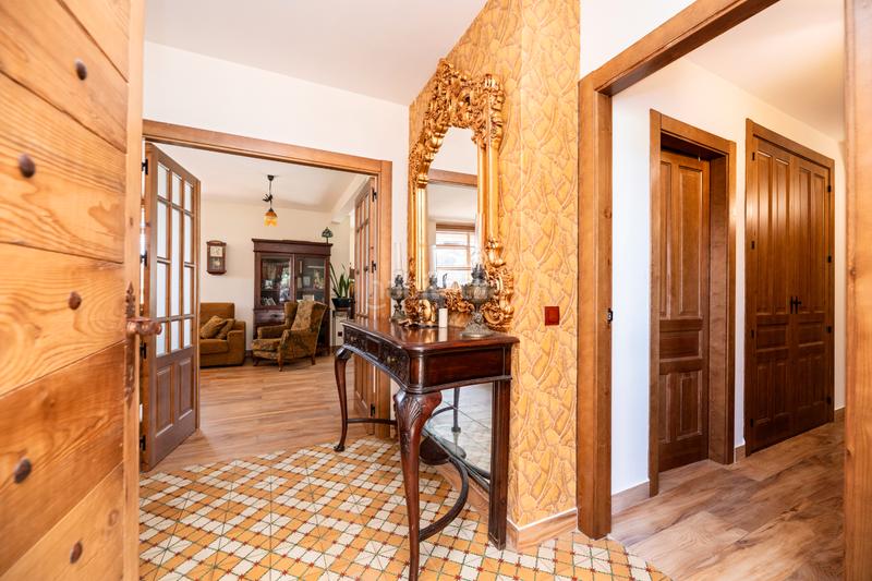 Foto 1ec3a6e0-8751-4477-8a3f-6e05f6d148d8. Chalet ¡descubre tu oasis personal ! en Mojadillas-Parque de las Infantas-El Paraiso Valdemorillo