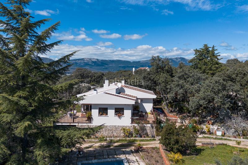 Foto 3a8b70c5-fc09-4bb2-963d-b1e2e549e6bd. Chalet ¡descubre tu oasis personal ! en Mojadillas-Parque de las Infantas-El Paraiso Valdemorillo