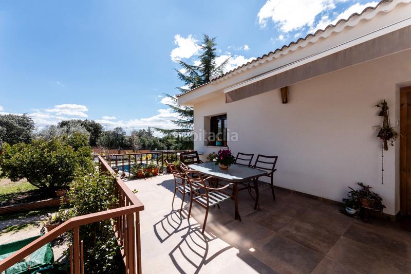 Foto cab41791-604d-4227-a1f0-4a4465951b8e. Chalet ¡descubre tu oasis personal ! en Mojadillas-Parque de las Infantas-El Paraiso Valdemorillo