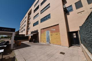 Local Comercial en Calle del Planeta Marte 6