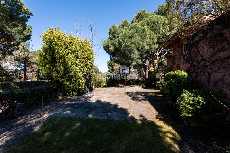 Foto 6eb47696-3fe1-45e6-a3df-05f58395d0d3. Casa en travesía de los almendros 7 casa / chalet independiente en venta en travesía de los almendros 7, en Boadilla del Monte