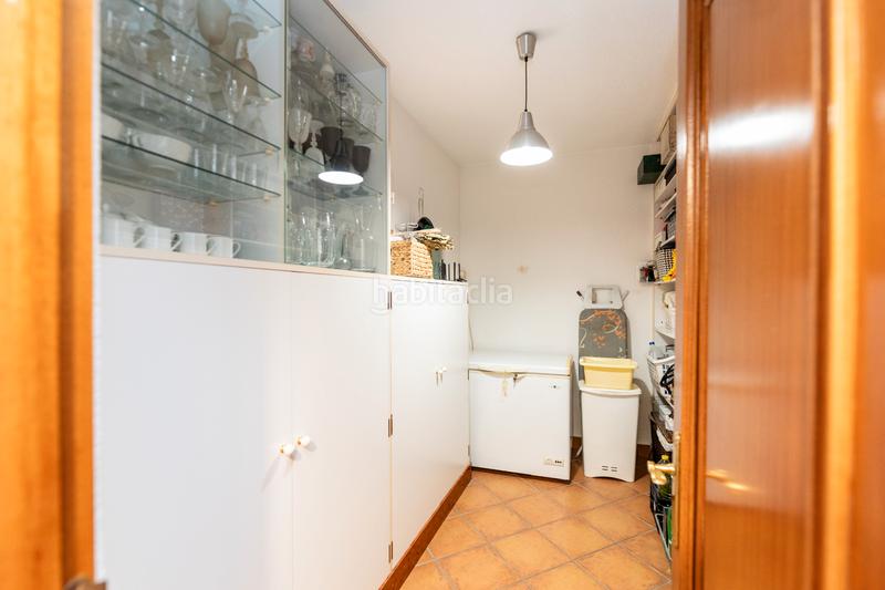 Foto 02cc95a0-5911-46ba-8a1c-1e79ffceb85a. Xalet amb xemeneia calefacció aparcament piscina a Villaviciosa de Odón