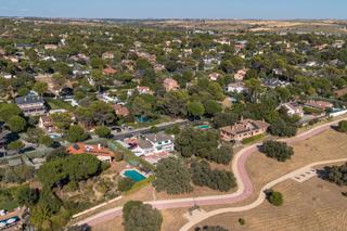Chalet  Calle ebro. **chalet independiente en venta - urbanización el bosque**