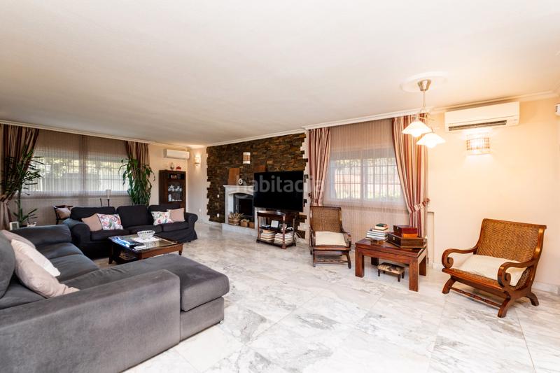 Foto 0e3896e0-dbeb-4492-ad8f-9dd81e3514a7. Xalet amb xemeneia calefacció aparcament piscina a Villaviciosa de Odón