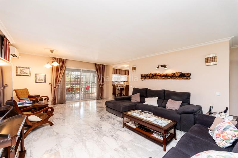 Foto 1ee1f3ba-717a-4cac-bb92-b868d5767790. Xalet amb xemeneia calefacció aparcament piscina a Villaviciosa de Odón