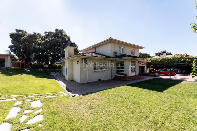 Foto 385b9eba-b221-4f48-88e3-289ce4897a48. Xalet amb xemeneia calefacció aparcament piscina a Villaviciosa de Odón