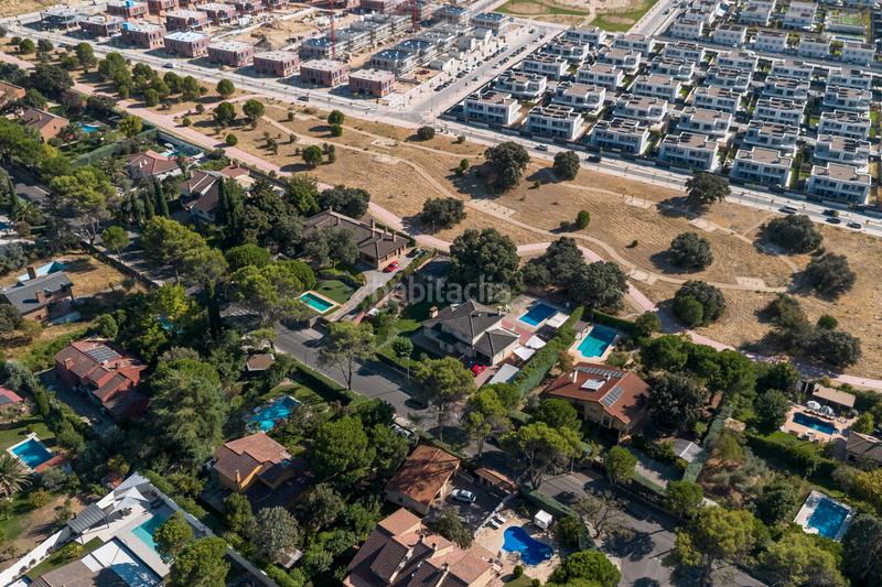 Foto 4c7ad9b9-144c-40ee-b771-f62dc9e9a719. Xalet amb xemeneia calefacció aparcament piscina a Villaviciosa de Odón