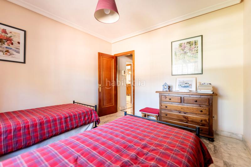 Foto 69a4a6e5-75df-4b6c-84c5-03489a72951a. Xalet amb xemeneia calefacció aparcament piscina a Villaviciosa de Odón