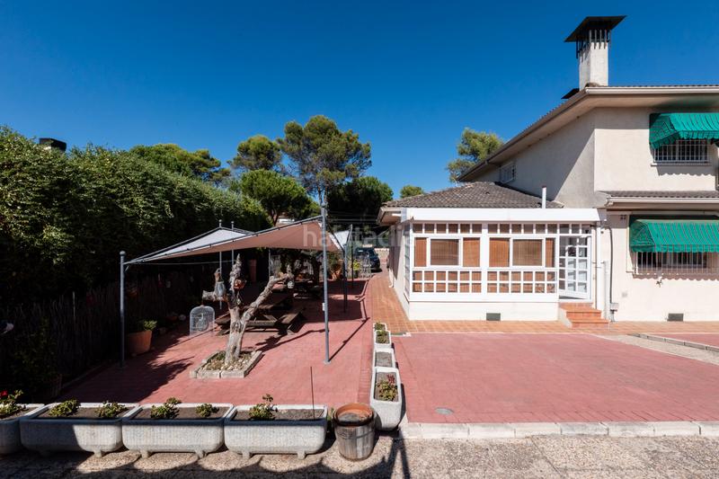 Foto 6b5bf07c-ea67-48e1-aeac-24361ba054ab. Xalet amb xemeneia calefacció aparcament piscina a Villaviciosa de Odón