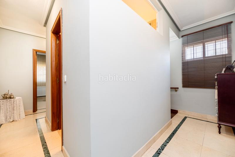 Foto 8c68693a-f587-4060-a96c-baa8fe83f11e. Xalet amb xemeneia calefacció aparcament piscina a Villaviciosa de Odón