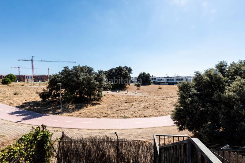 Foto 951e7ca3-7e7b-4312-a056-a7a35fe6a7a0. Xalet amb xemeneia calefacció aparcament piscina a Villaviciosa de Odón