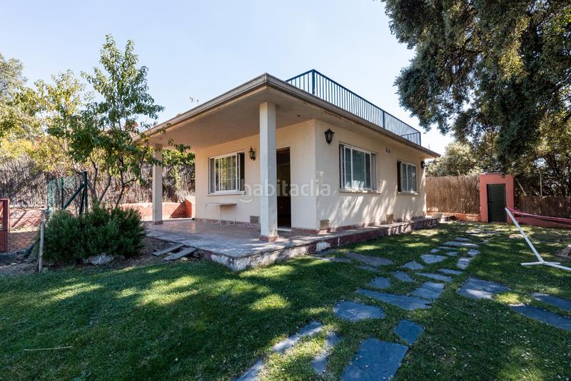 Foto f7d57dff-b697-4f9a-af73-b50663163246. Xalet amb xemeneia calefacció aparcament piscina a Villaviciosa de Odón