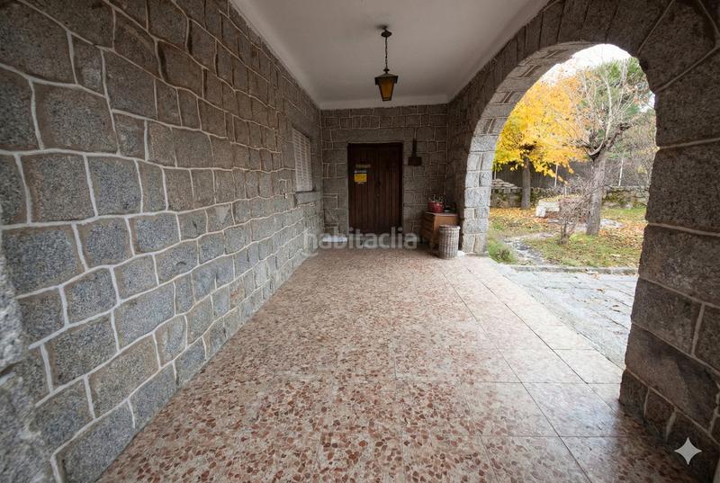 Foto 24126f62-80d6-4a35-bbe7-0d6fa5c7b37a. Casa a calle de san gregorio 47 a Casa Amarilla Galapagar