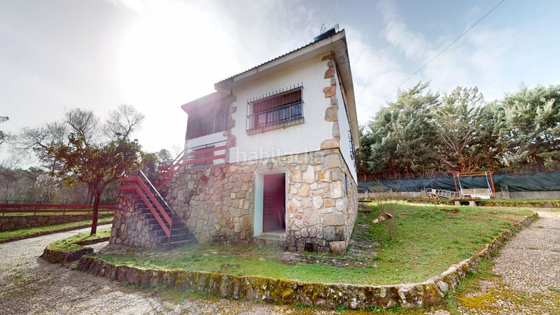 Foto 518243e4-3e90-42b6-abbf-8ef39819c93e. Xalet amb calefacció piscina a Robledo de Chavela