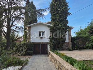 Foto 5b64d7d3-462c-41fe-bdc6-a0f4252a83d2. Casa con parcheggio piscina in La Canaleja Galapagar