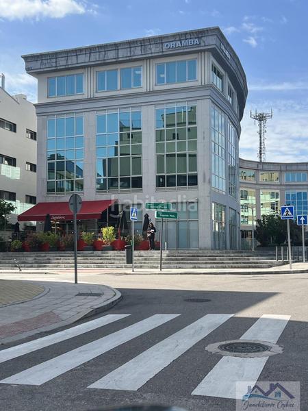 Foto 7ba539e5-71ba-46aa-a51d-c0b55d4db330. Local comercial local en Estación Pozuelo de Alarcón