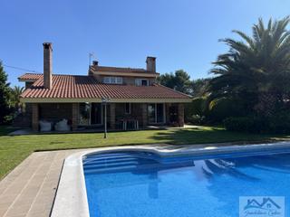 Chalet en Castillo-Campodn. Villaviciosa de odnchalet