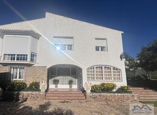 Chalet in Parque Boadilla. Boadilla del montechalet