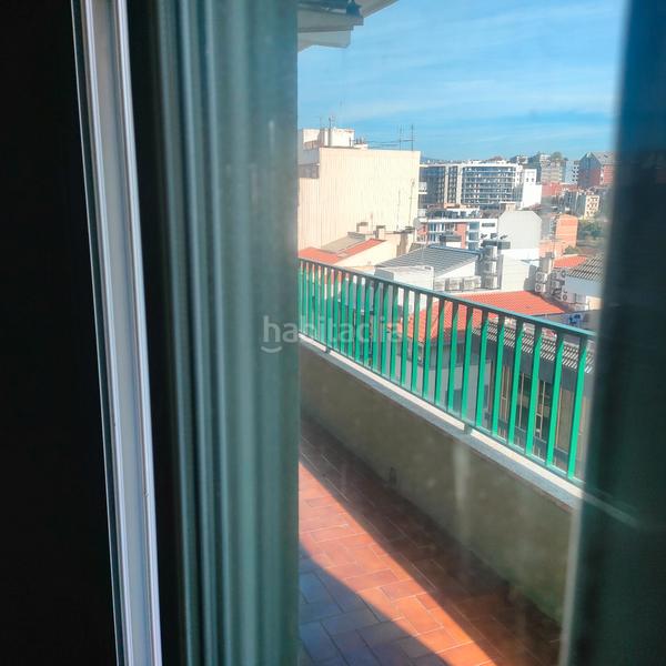 Foto da2c46e6-281f-4b7c-bd74-54d19be290f7. Pis amb xemeneia calefacció a Centre Granollers