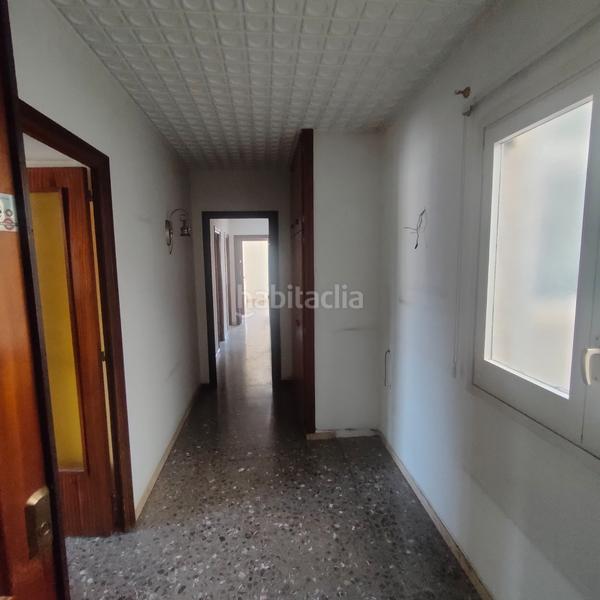 Foto dda0ab8a-b09b-4653-b8db-e21f49b67f09. Pis amb xemeneia calefacció a Centre Granollers