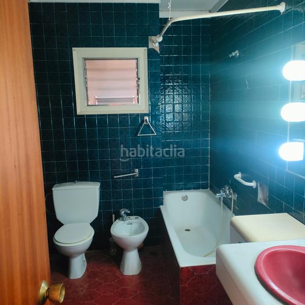 Foto e6907a64-b67c-4f6c-84be-19d6c62d2dd2. Pis amb xemeneia calefacció a Centre Granollers