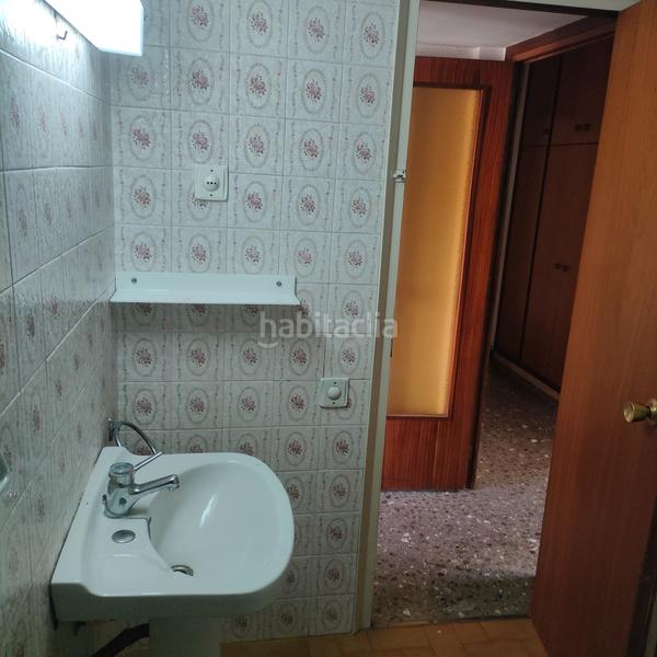 Foto f5769c08-4ee2-47e2-97a7-f932bf7f494b. Pis amb xemeneia calefacció a Centre Granollers