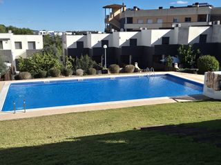 Apartament a Carrer rosa sensat 14. Apartamento con inquilino